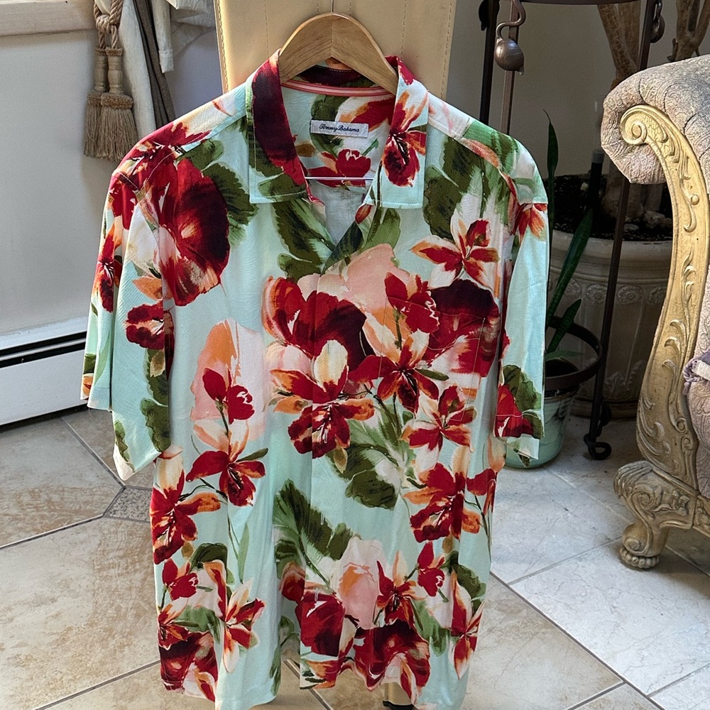 Tommy Bahama Men's Floral Cabana Shirt - Red, Green, and White XL TALL